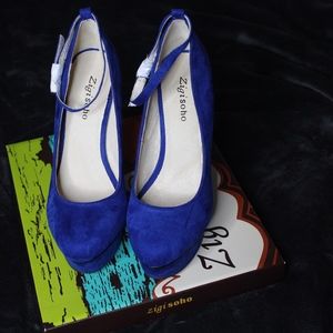 NEW Zigi Soho Suede Pumps